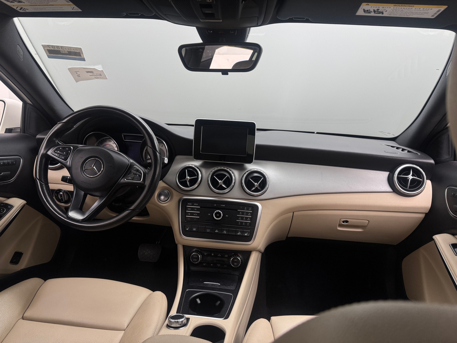 Thumbnail: 2017 Mercedes-Benz GLA - 2