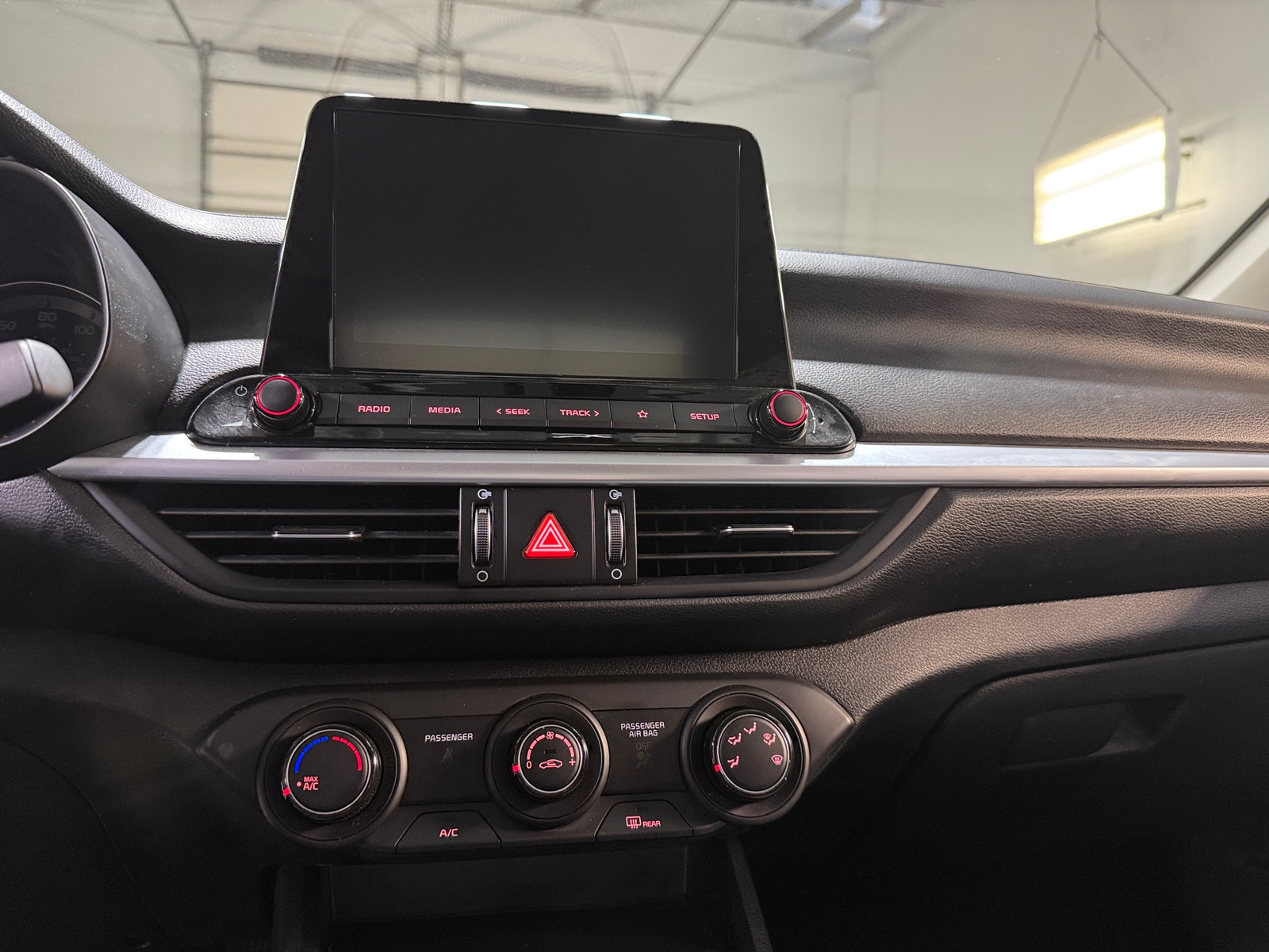 Thumbnail: 2024 Kia Forte - 4