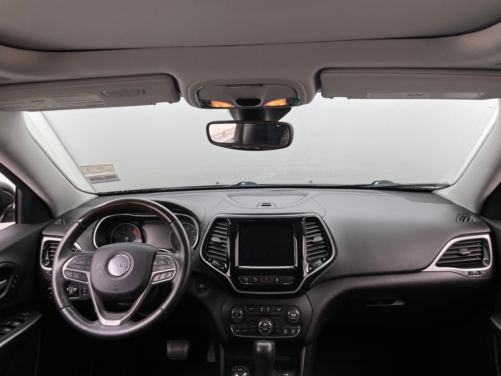 Thumbnail: 2019 Jeep Cherokee - 2
