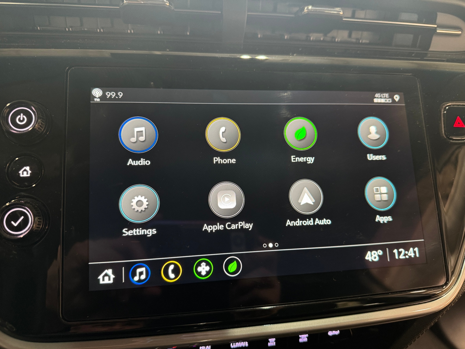 Thumbnail: 2023 Chevrolet Bolt EV - 4