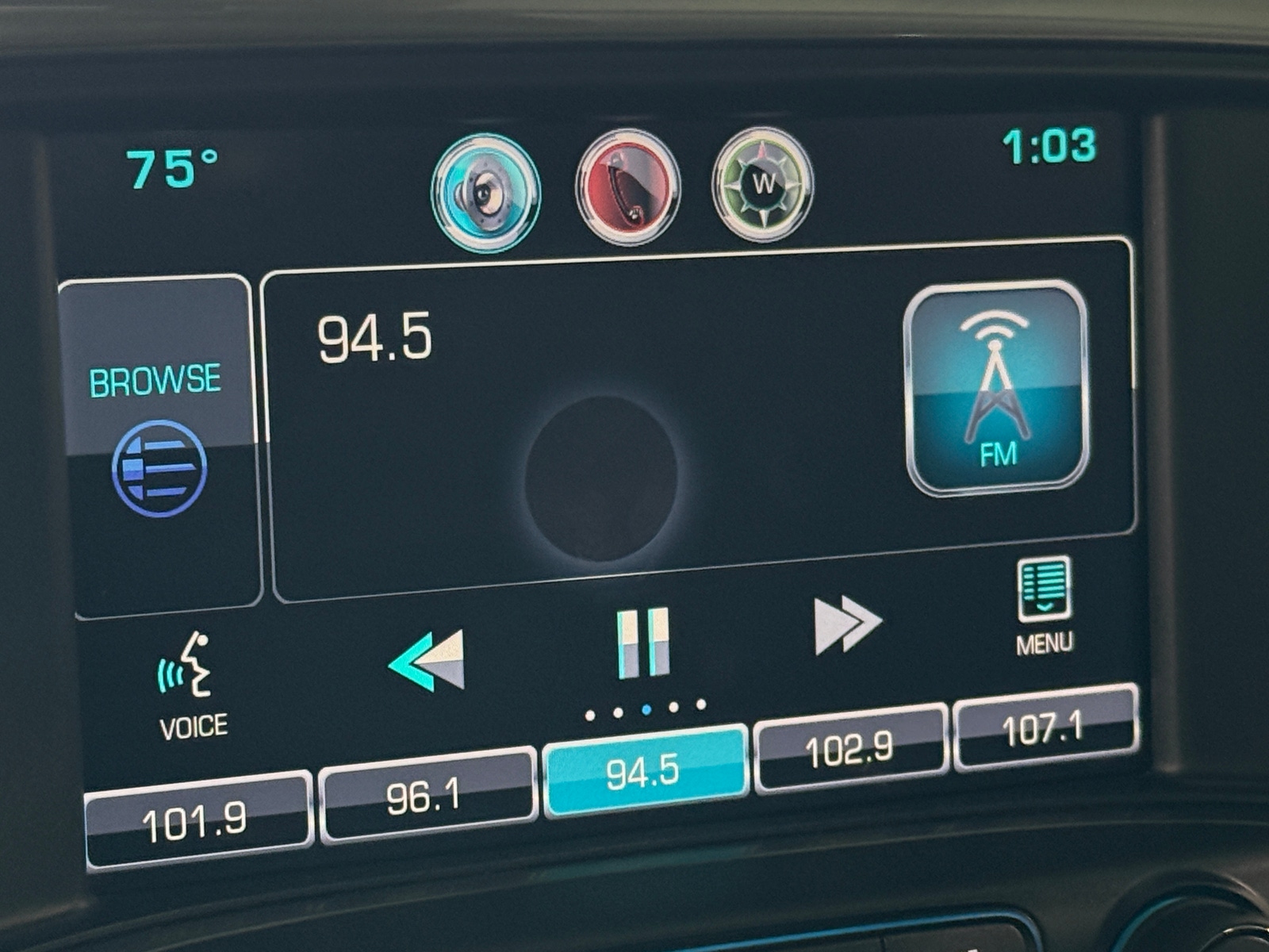 Thumbnail: 2015 Chevrolet Silverado 1500 - 4