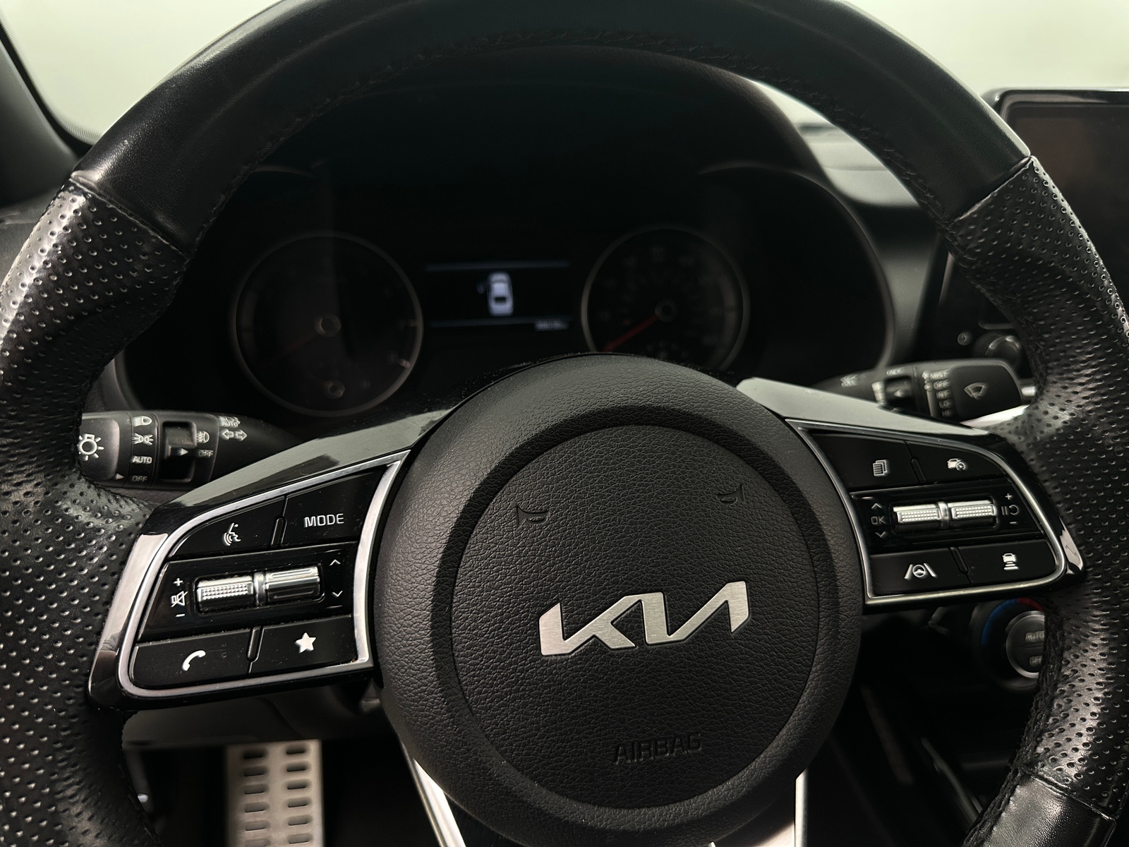 Thumbnail: 2022 Kia Forte - 5