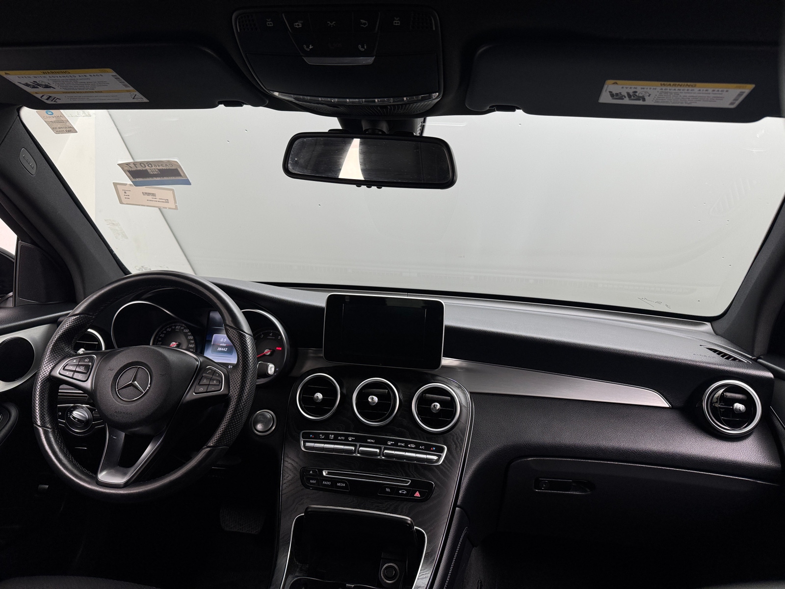 Thumbnail: 2019 Mercedes-Benz GLC - 2