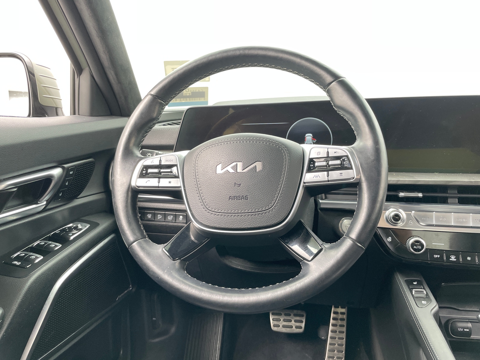 Thumbnail: 2023 Kia Telluride - 4