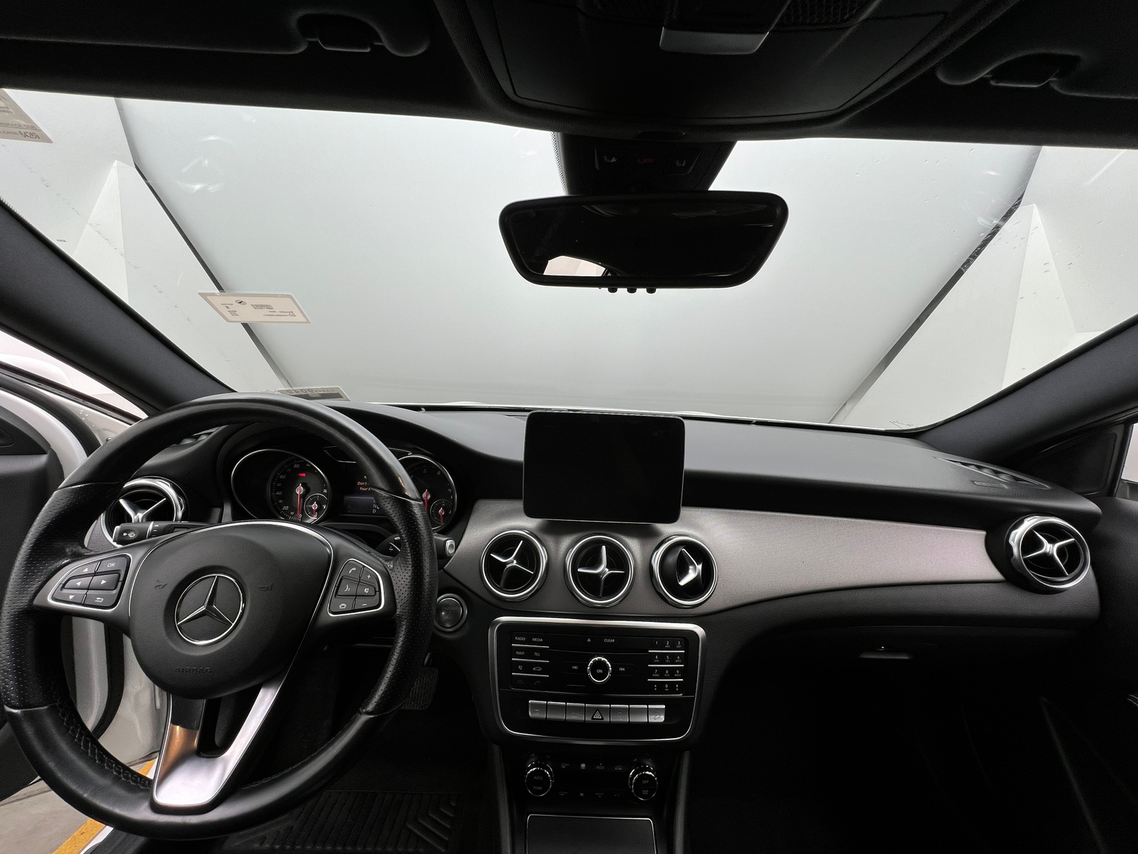 Thumbnail: 2019 Mercedes-Benz GLA - 2