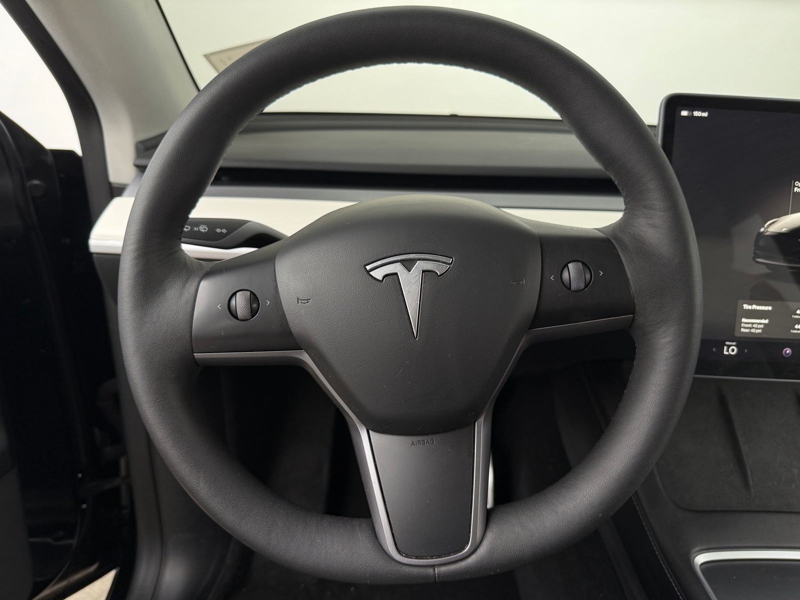Thumbnail: 2022 Tesla Model Y - 4