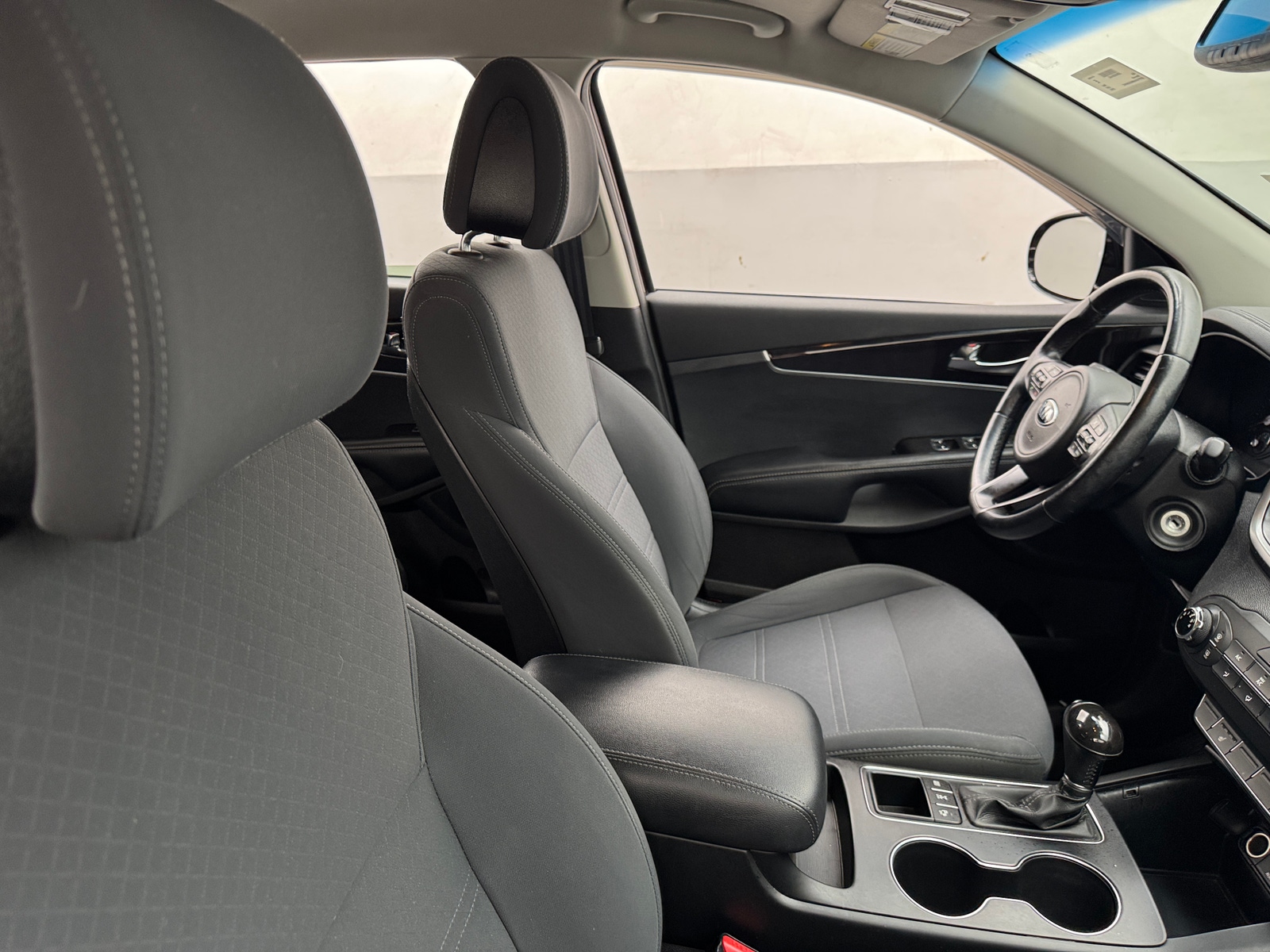 Thumbnail: 2016 Kia Sorento - 2