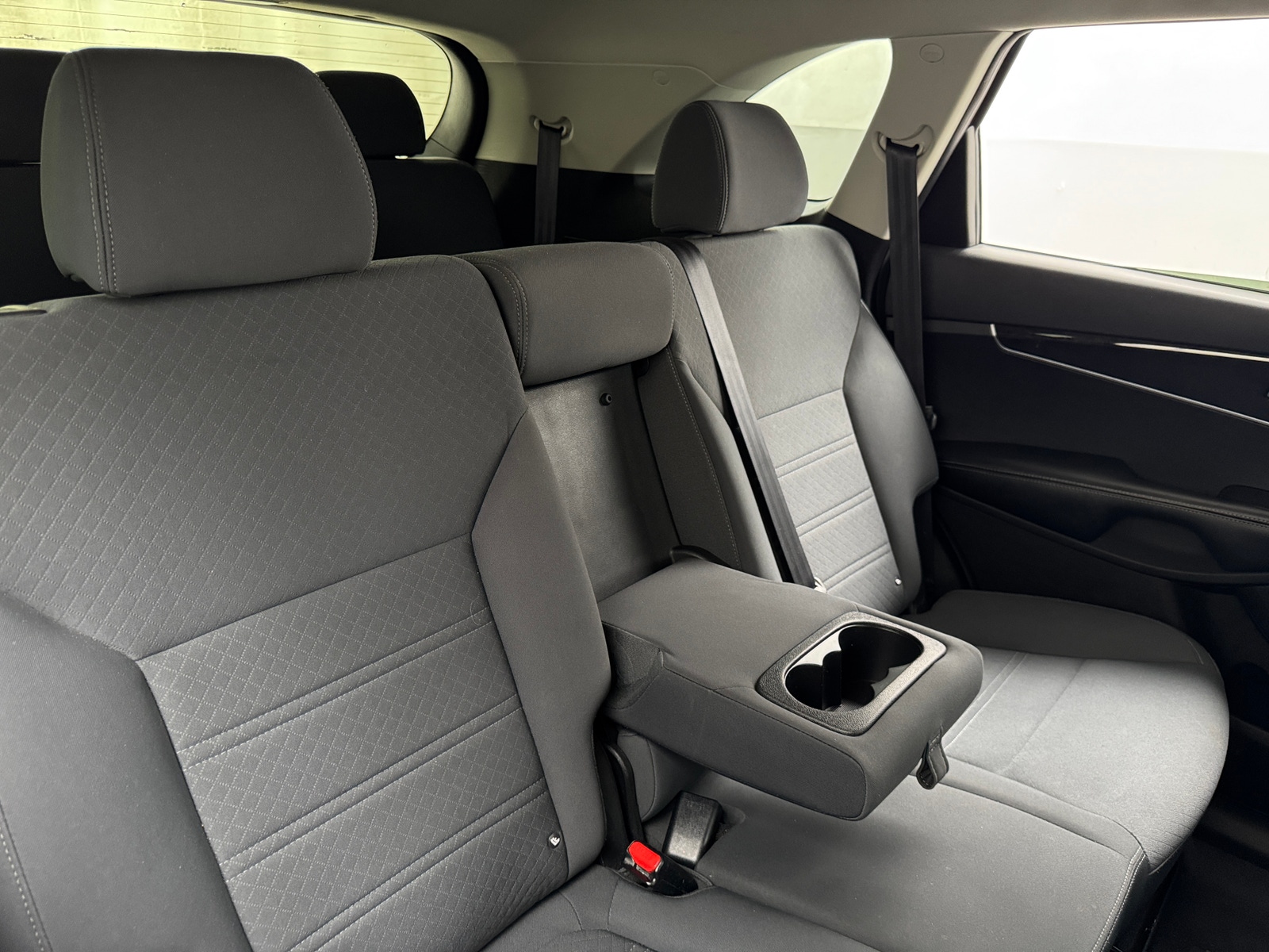 Thumbnail: 2016 Kia Sorento - 6