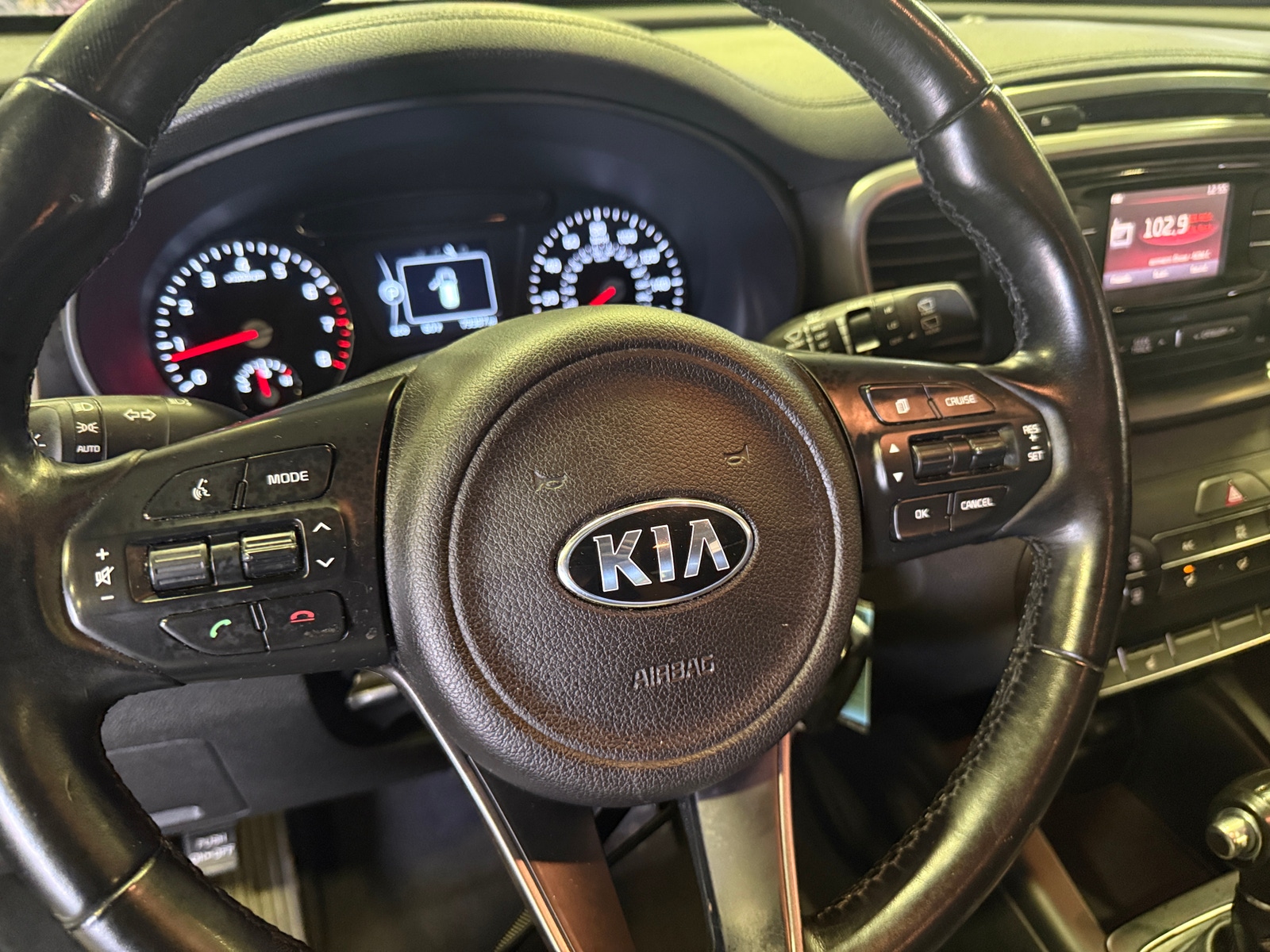 Thumbnail: 2016 Kia Sorento - 5