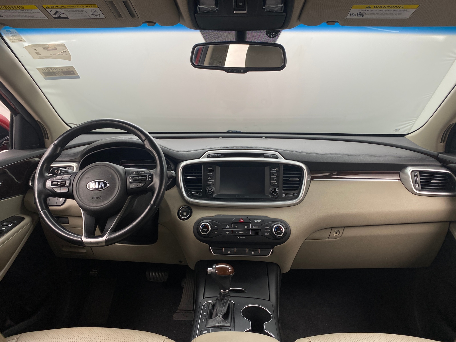 Thumbnail: 2017 Kia Sorento - 2