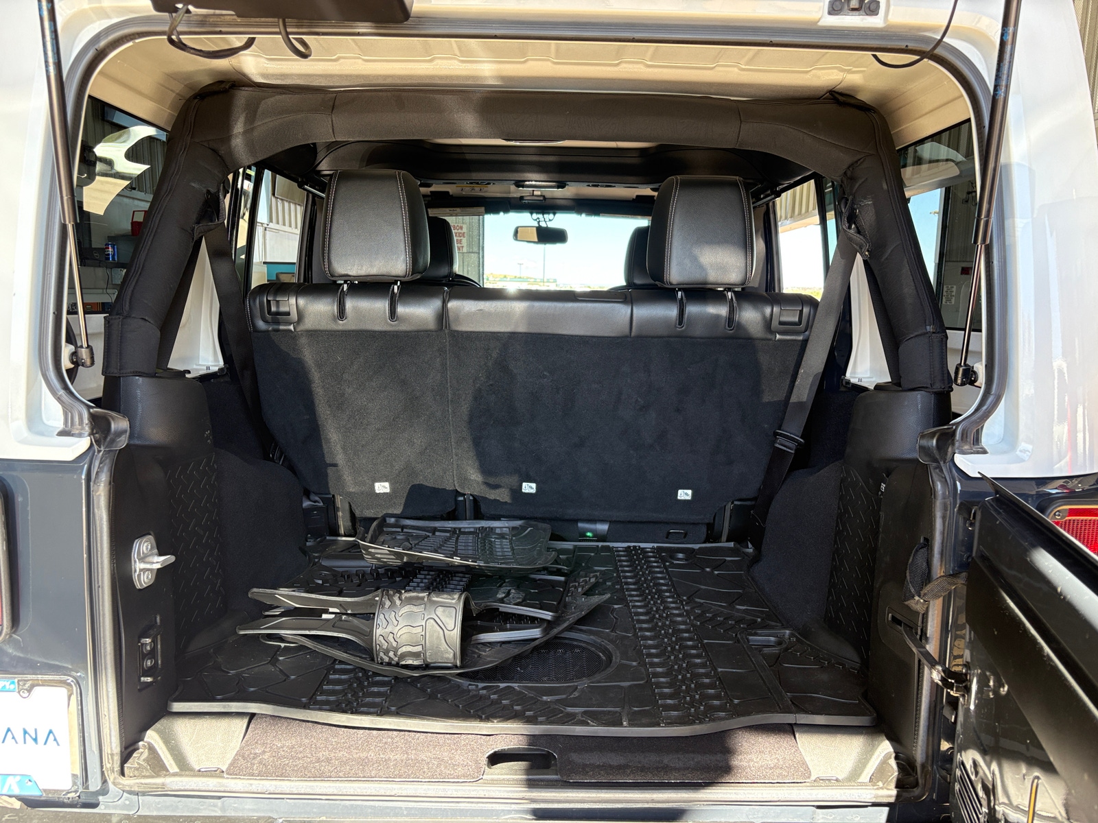 Thumbnail: 2017 Jeep Wrangler - 6