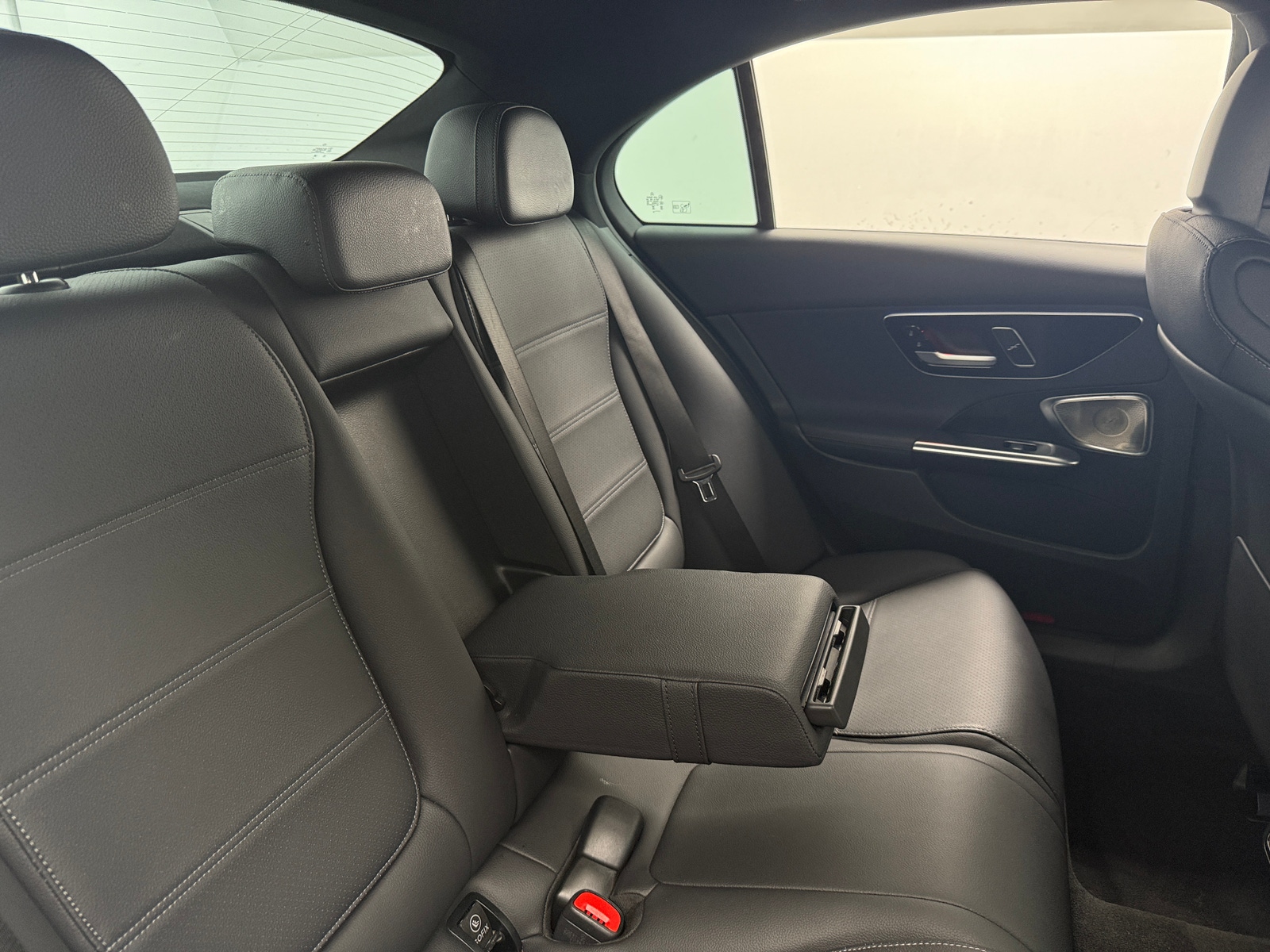 Thumbnail: 2023 Mercedes-Benz C-Class - 5