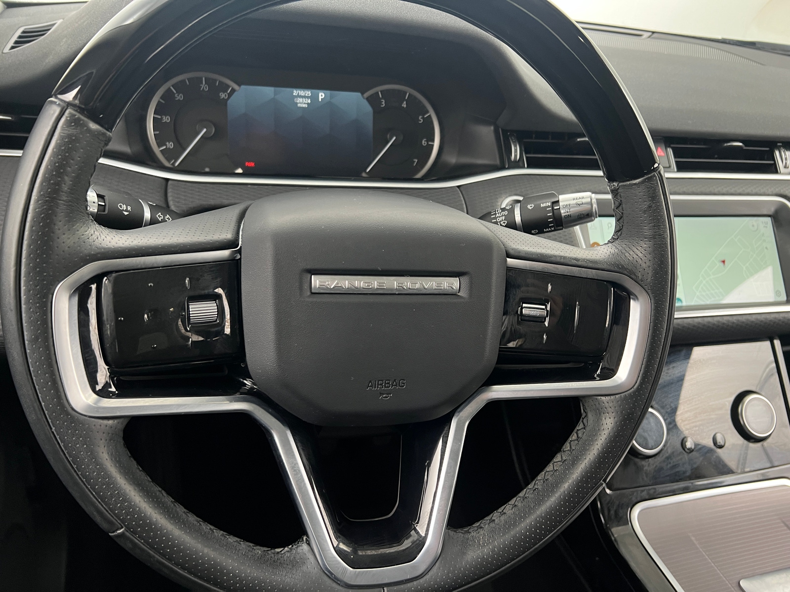Thumbnail: 2021 Land Rover Range Rover Evoque - 4