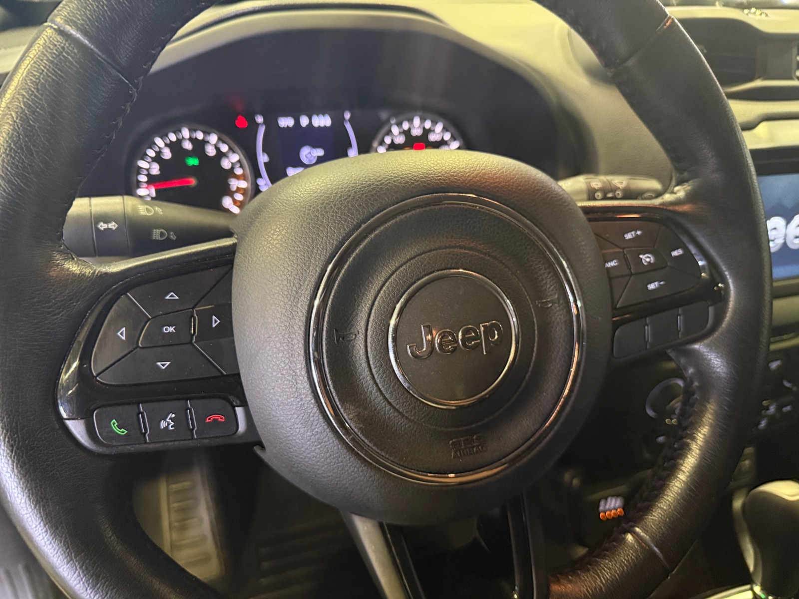 Thumbnail: 2019 Jeep Renegade - 5