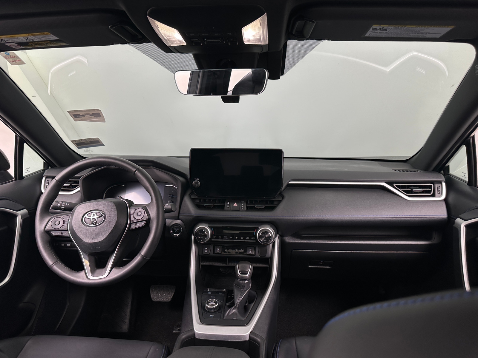 Thumbnail: 2024 Toyota RAV4 - 3