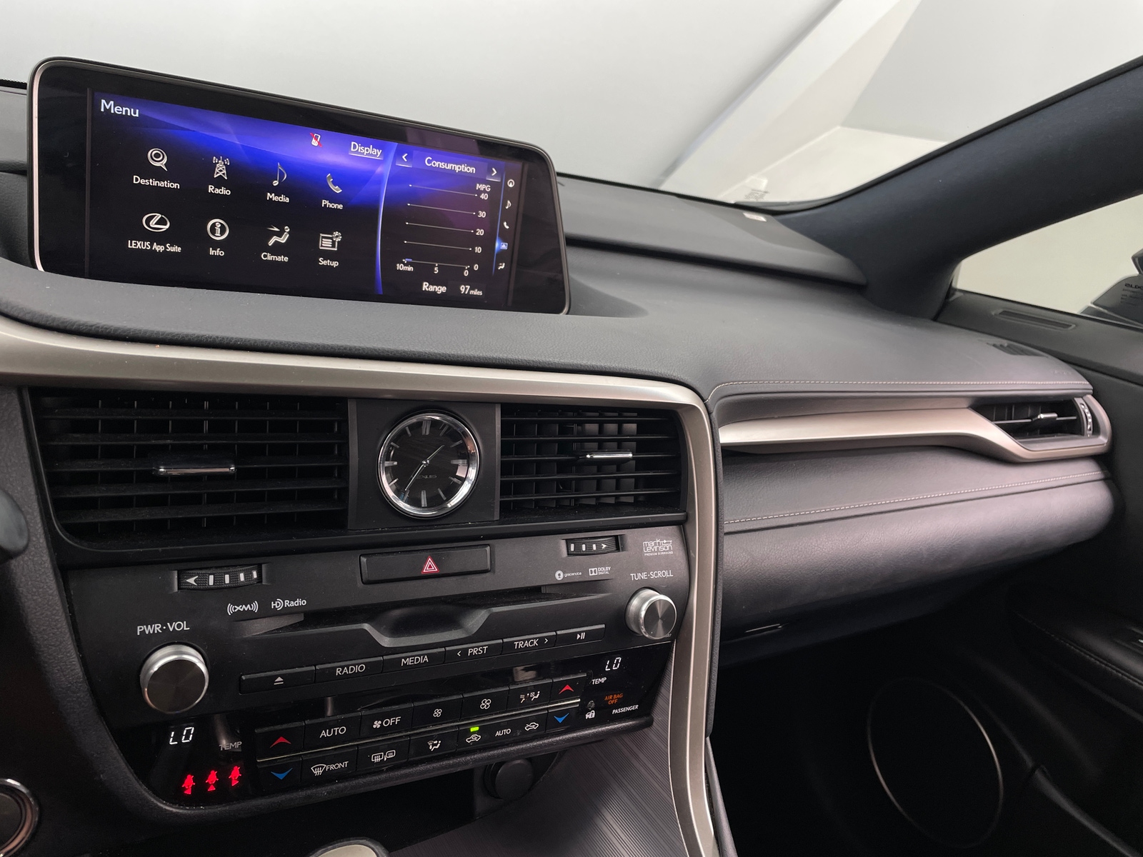 Thumbnail: 2017 Lexus RX - 4