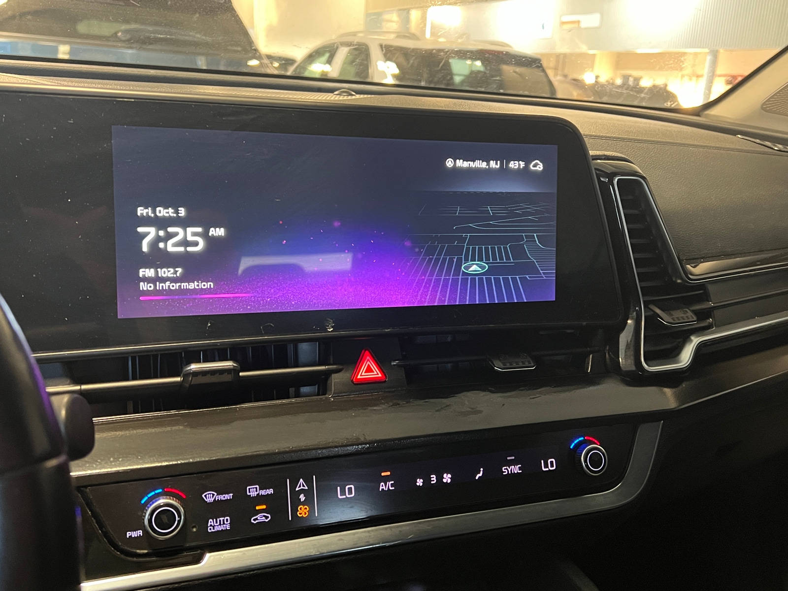 Thumbnail: 2023 Kia Sportage - 3