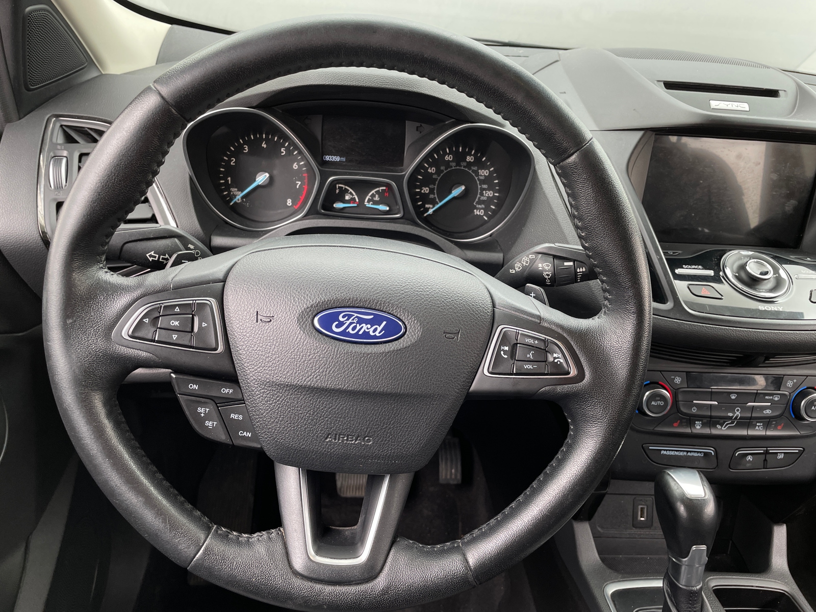 Thumbnail: 2017 Ford Escape - 4