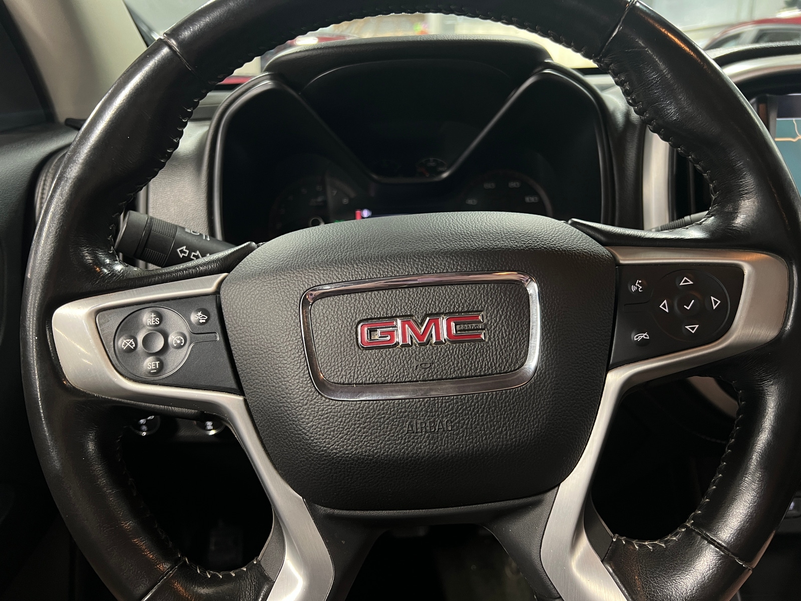Thumbnail: 2016 GMC Canyon - 4