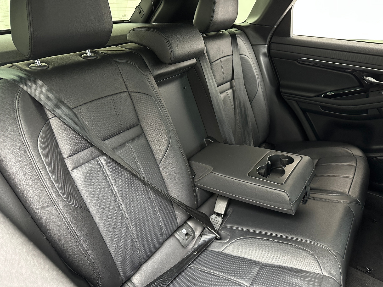 Thumbnail: 2023 Land Rover Range Rover Evoque - 5