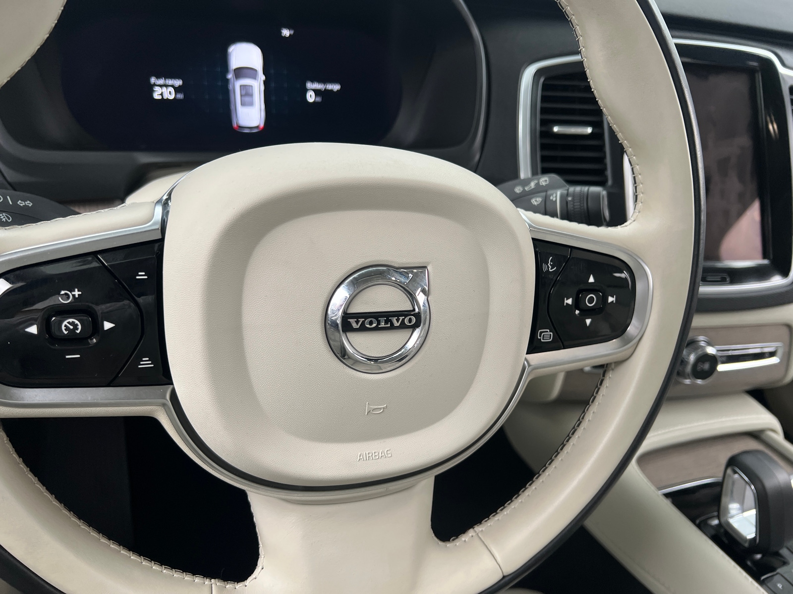 Thumbnail: 2024 Volvo XC90 - 4