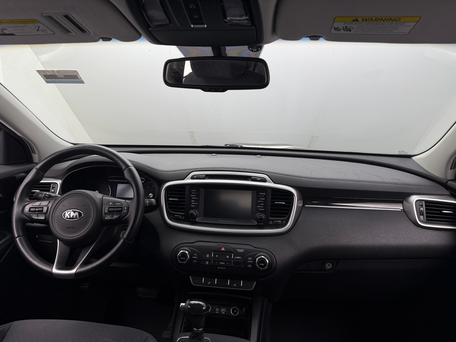 Thumbnail: 2018 Kia Sorento - 3