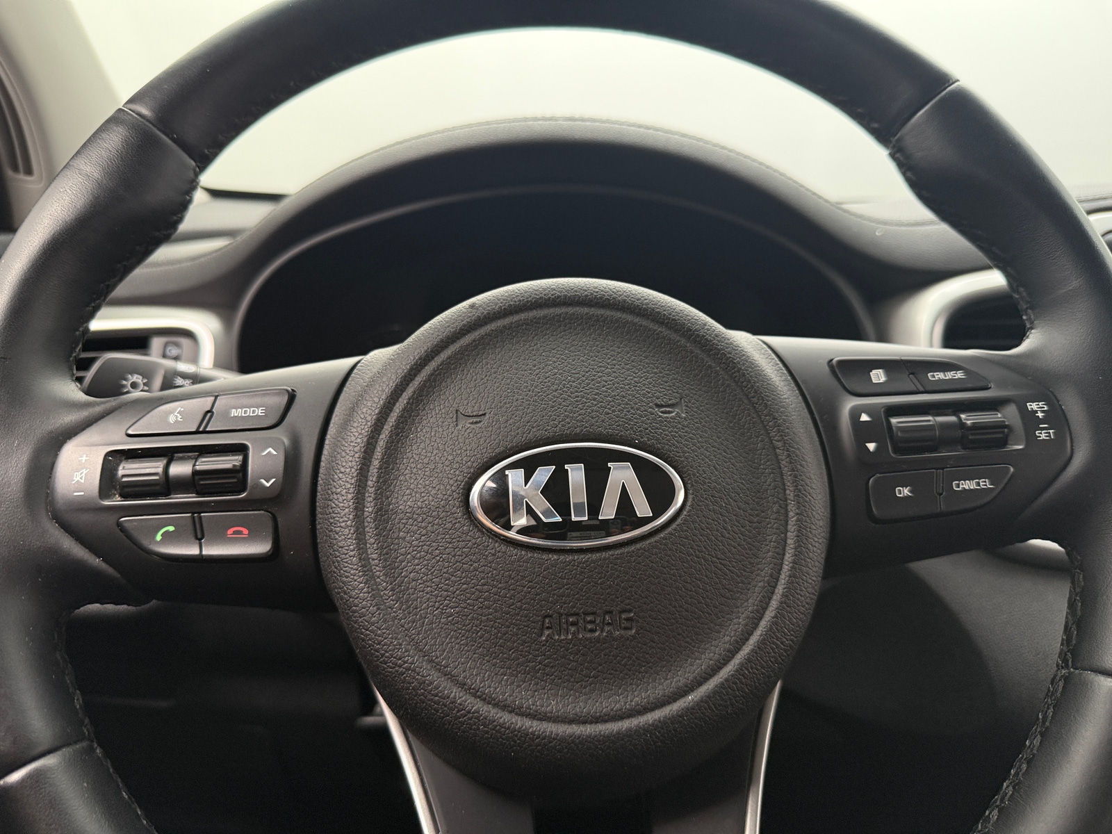 Thumbnail: 2018 Kia Sorento - 5