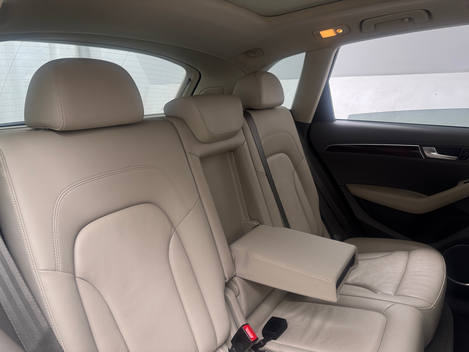 Thumbnail: 2012 Audi Q5 - 5