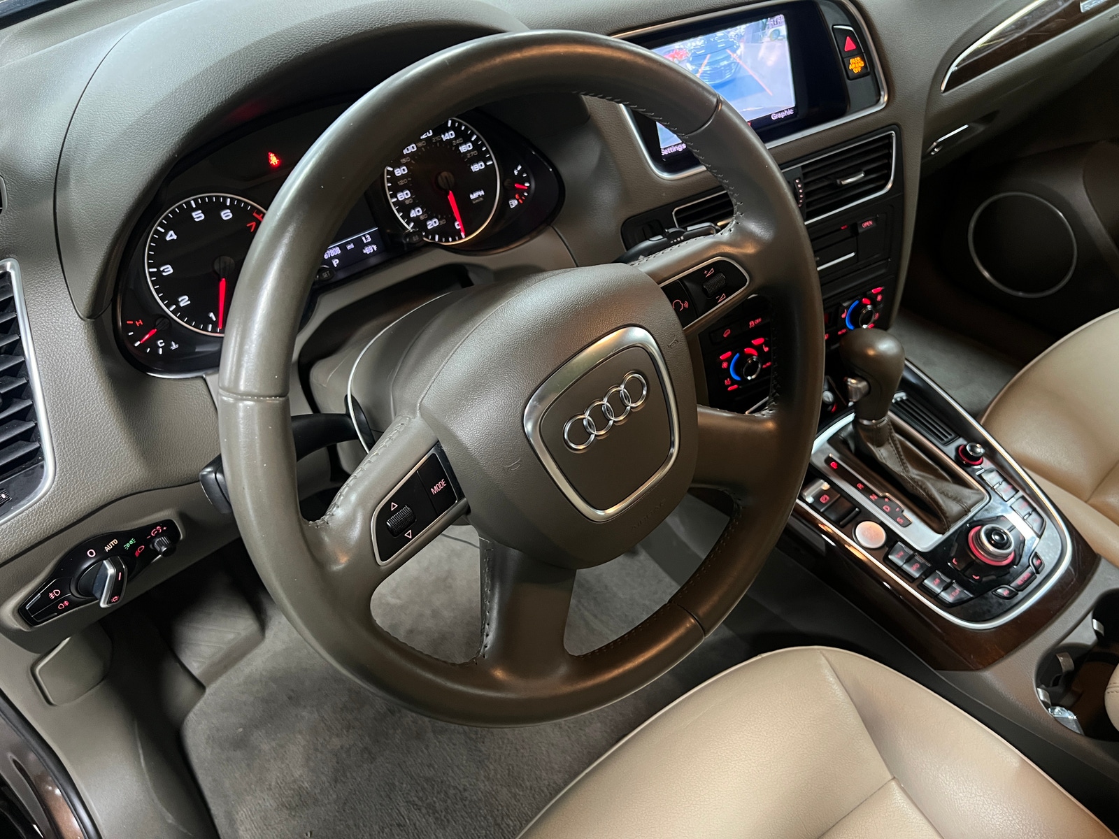 Thumbnail: 2012 Audi Q5 - 4