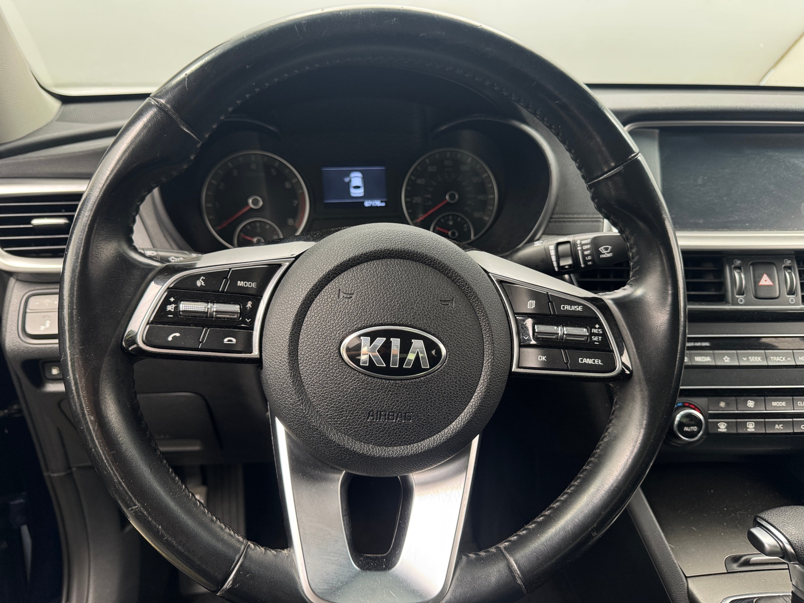 Thumbnail: 2019 Kia Optima - 5