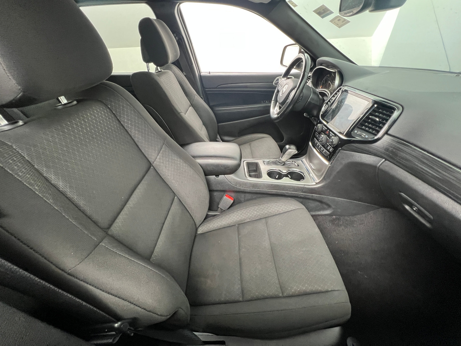 Thumbnail: 2020 Jeep Grand Cherokee - 2