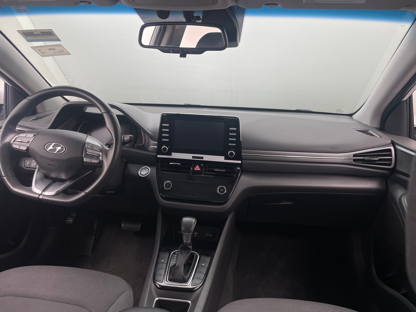 Thumbnail: 2020 Hyundai Ioniq - 3