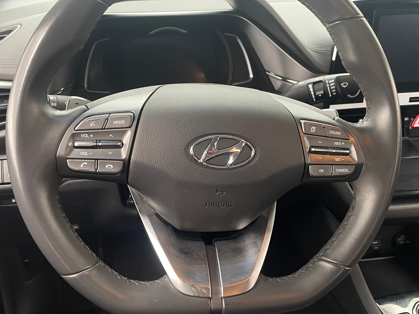 Thumbnail: 2020 Hyundai Ioniq - 5