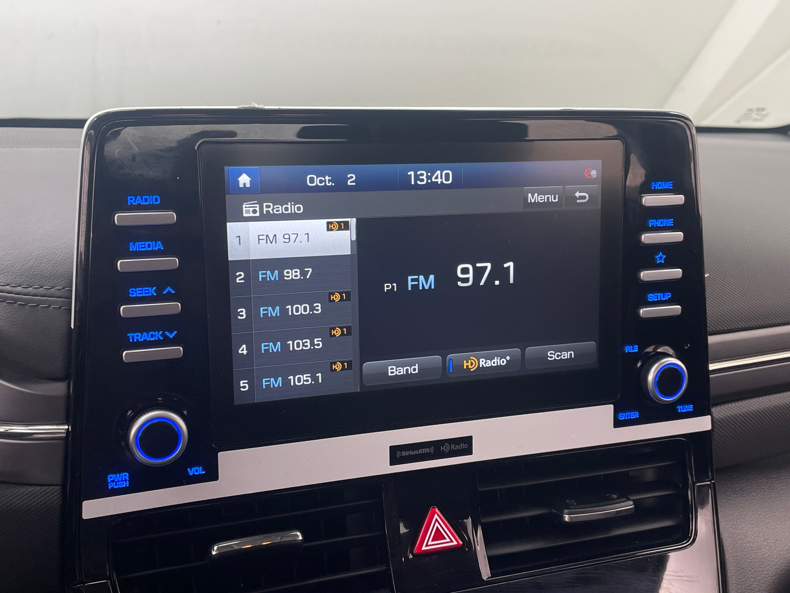 Thumbnail: 2020 Hyundai Ioniq - 4