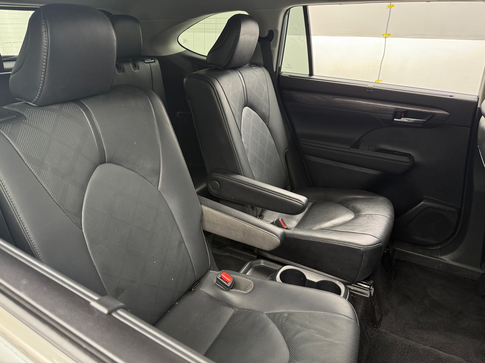 Thumbnail: 2021 Toyota Highlander - 5