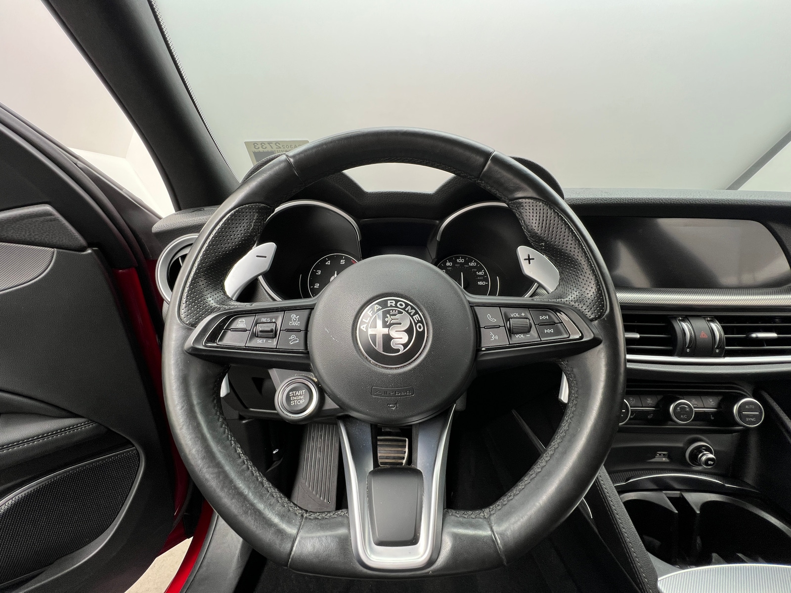Thumbnail: 2022 Alfa Romeo Stelvio - 4
