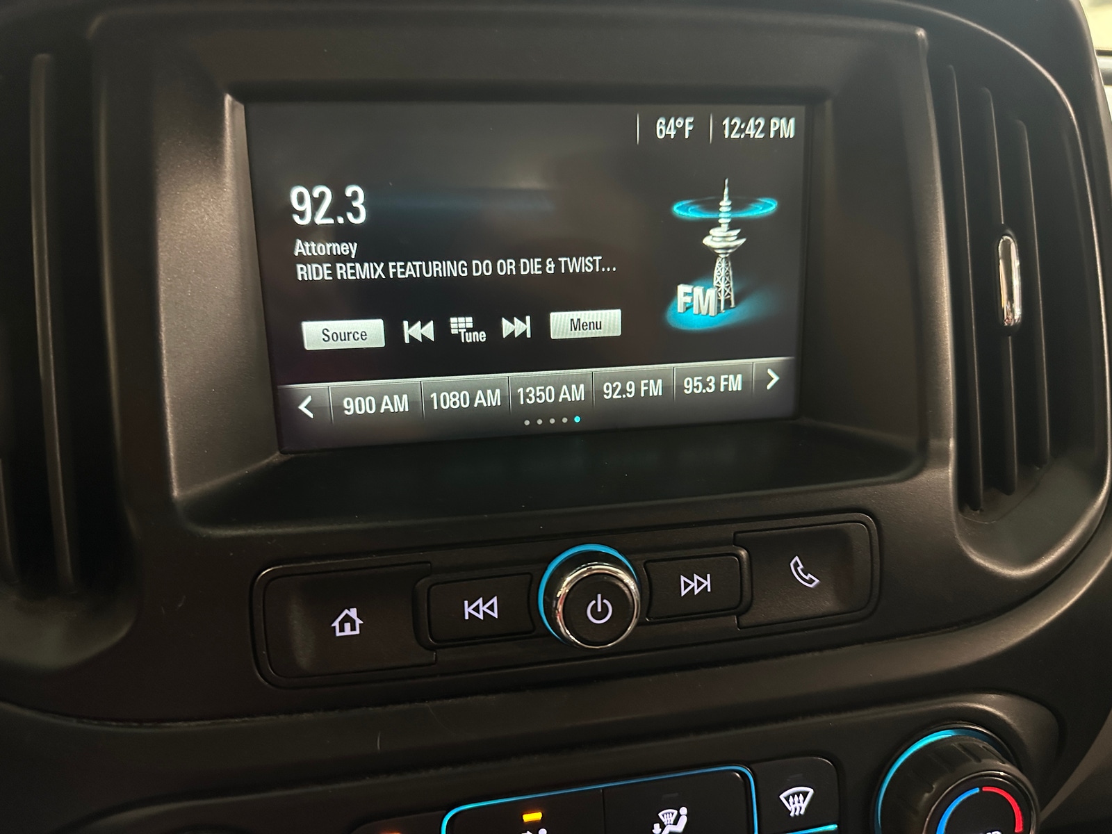 Thumbnail: 2018 GMC Canyon - 3