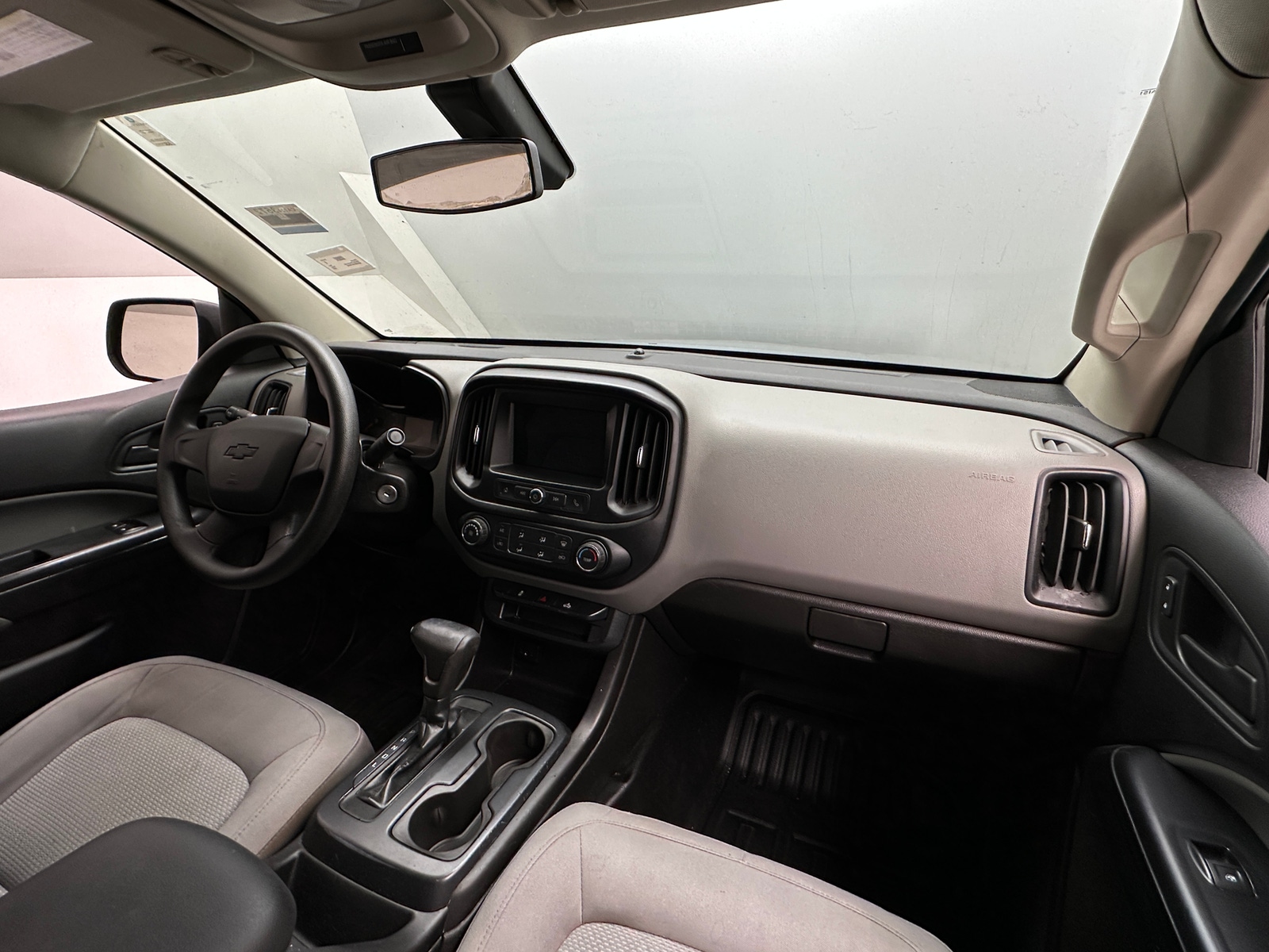 Thumbnail: 2019 Chevrolet Colorado - 3