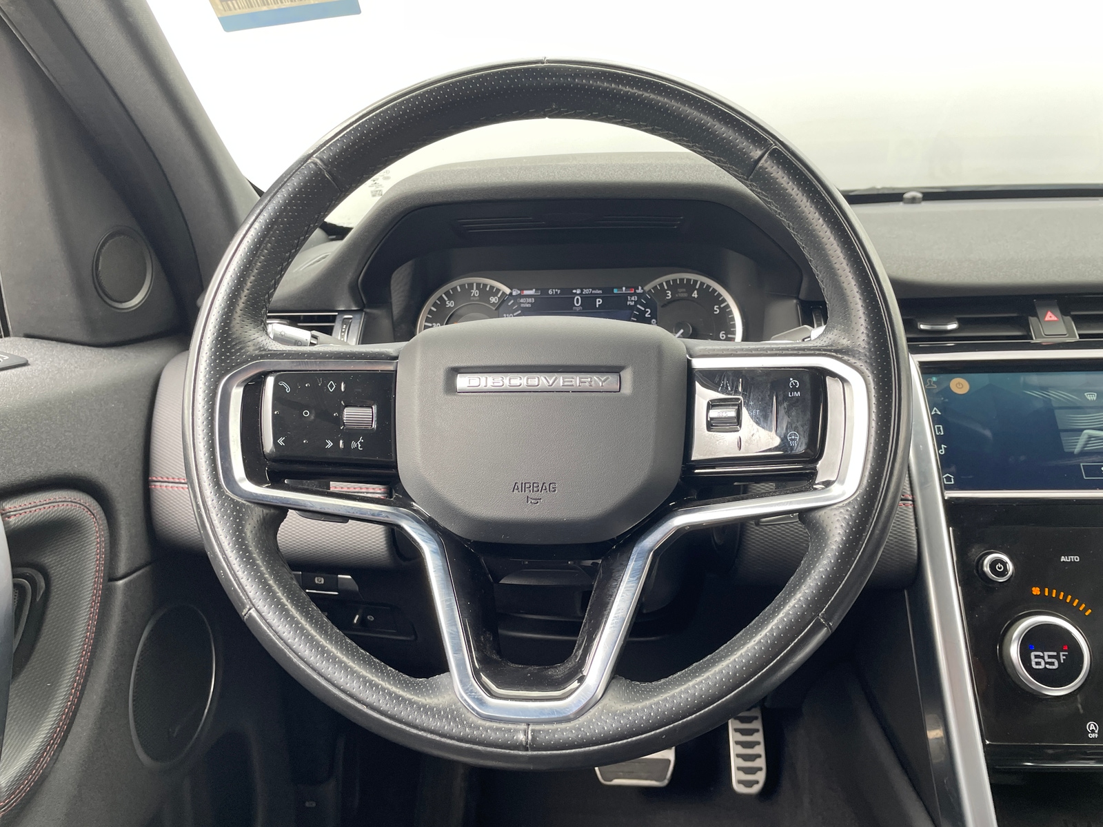 Thumbnail: 2021 Land Rover Discovery Sport - 4