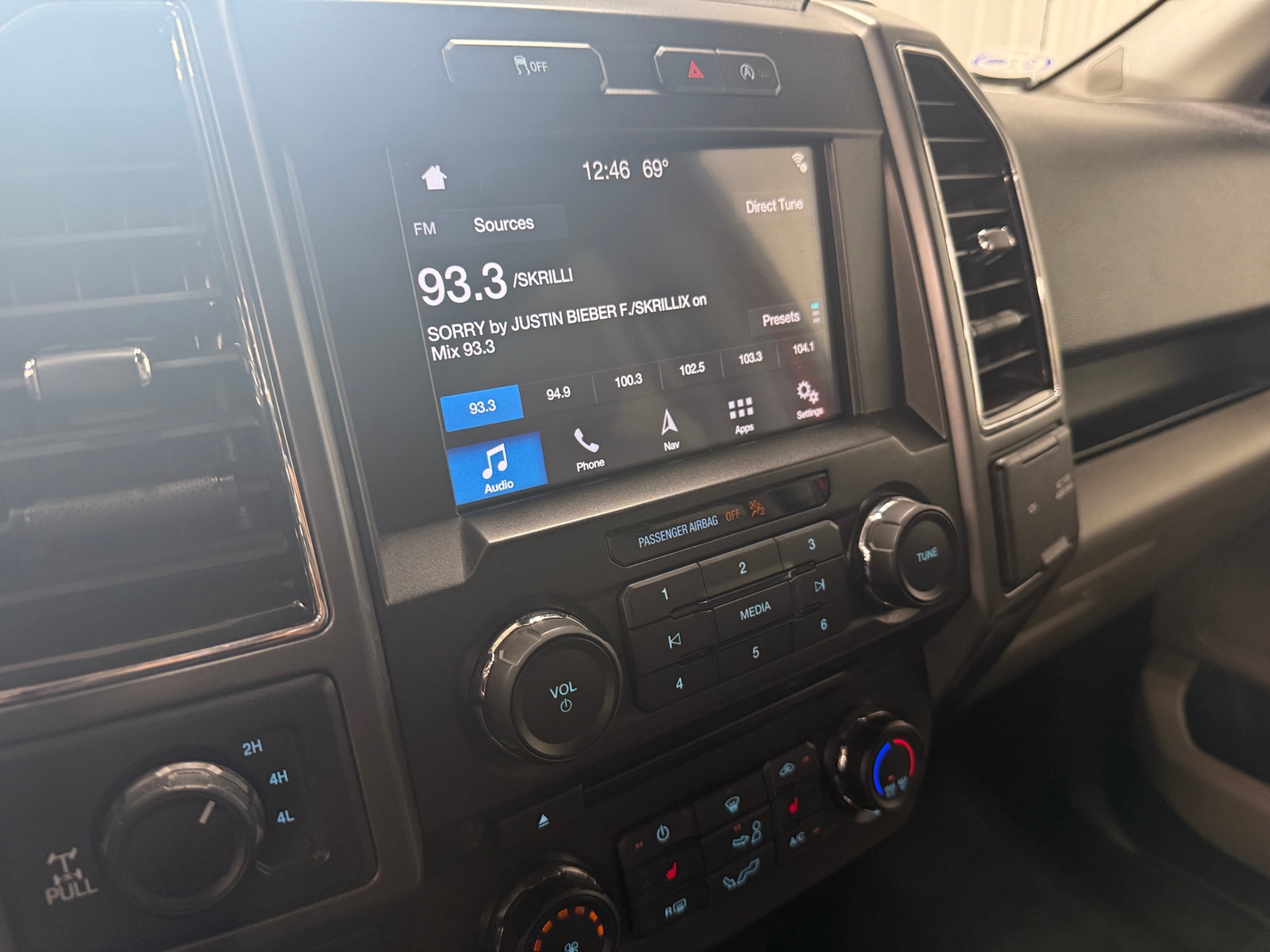 Thumbnail: 2018 Ford Econoline - 4