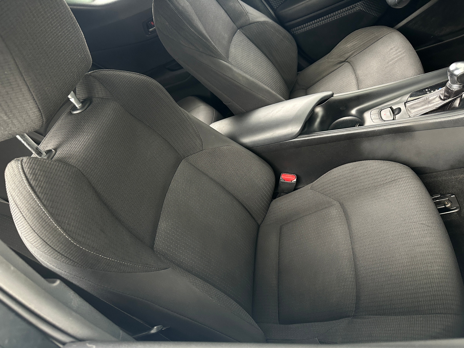 Thumbnail: 2018 Toyota C-HR - 2