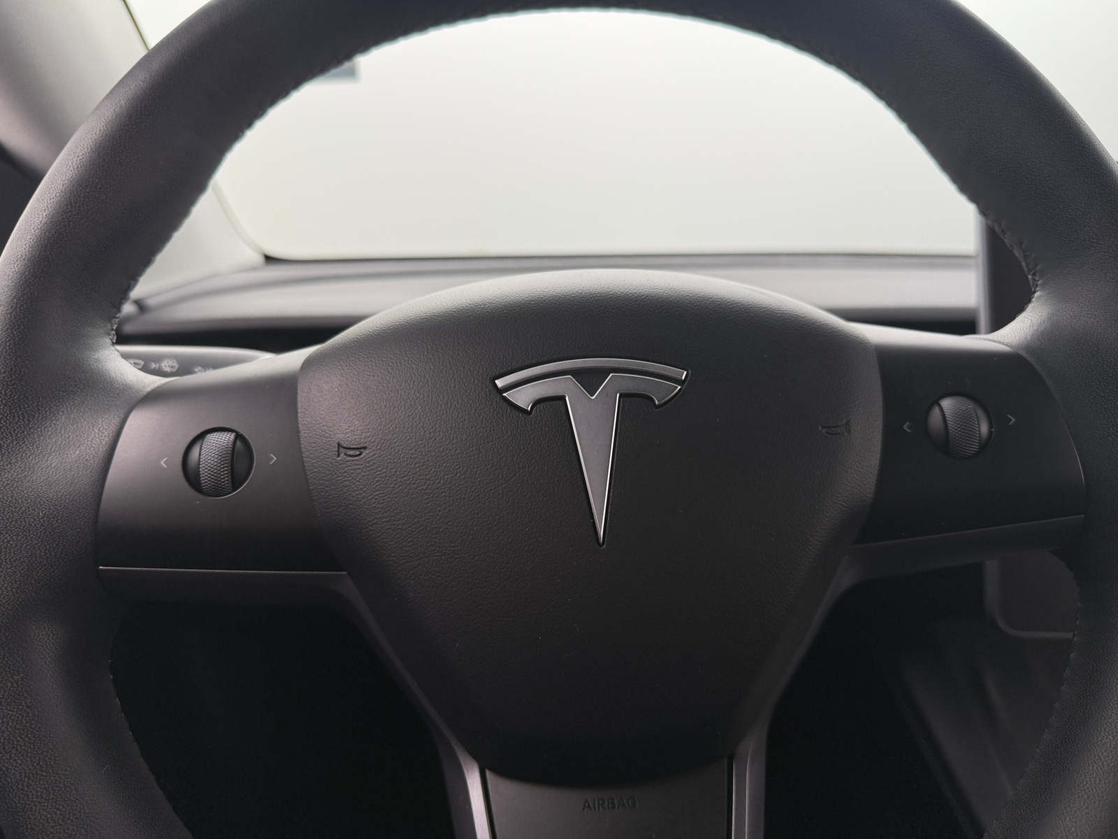 Thumbnail: 2022 Tesla Model Y - 4