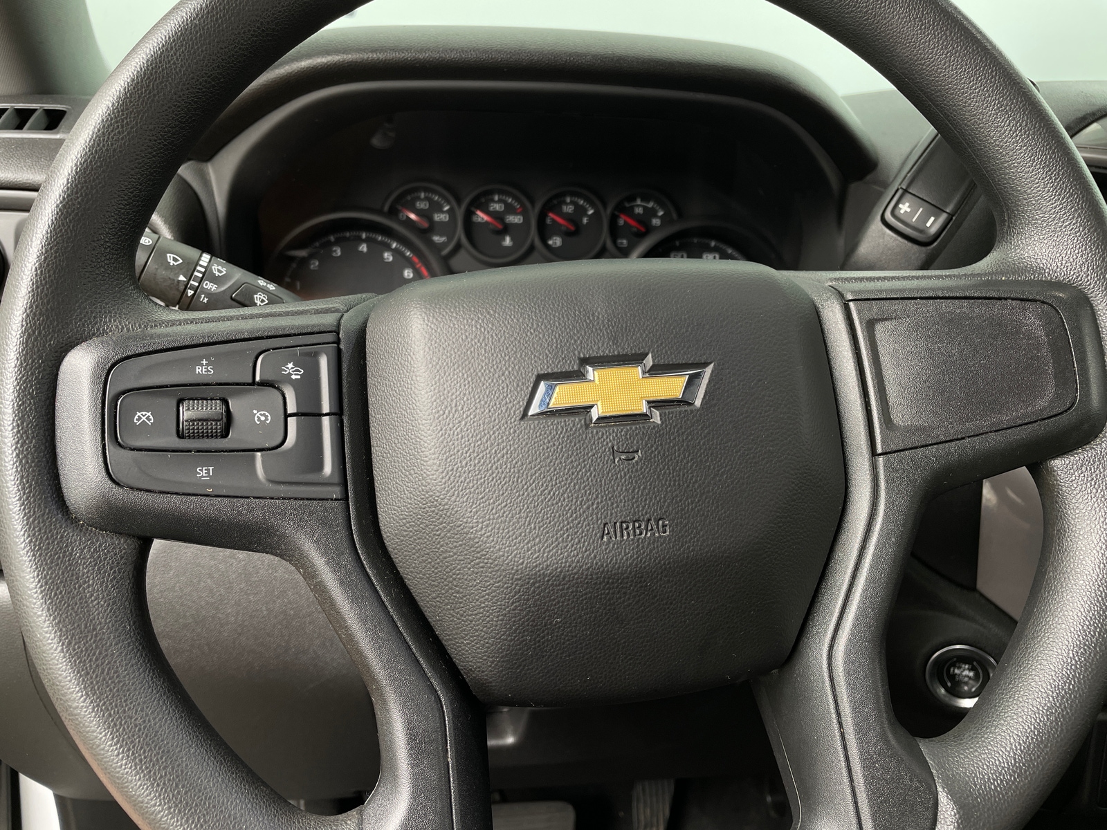 Thumbnail: 2023 Chevrolet Silverado 1500 - 5