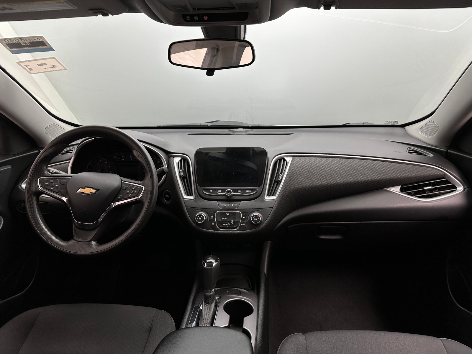 Thumbnail: 2020 Chevrolet Malibu - 3