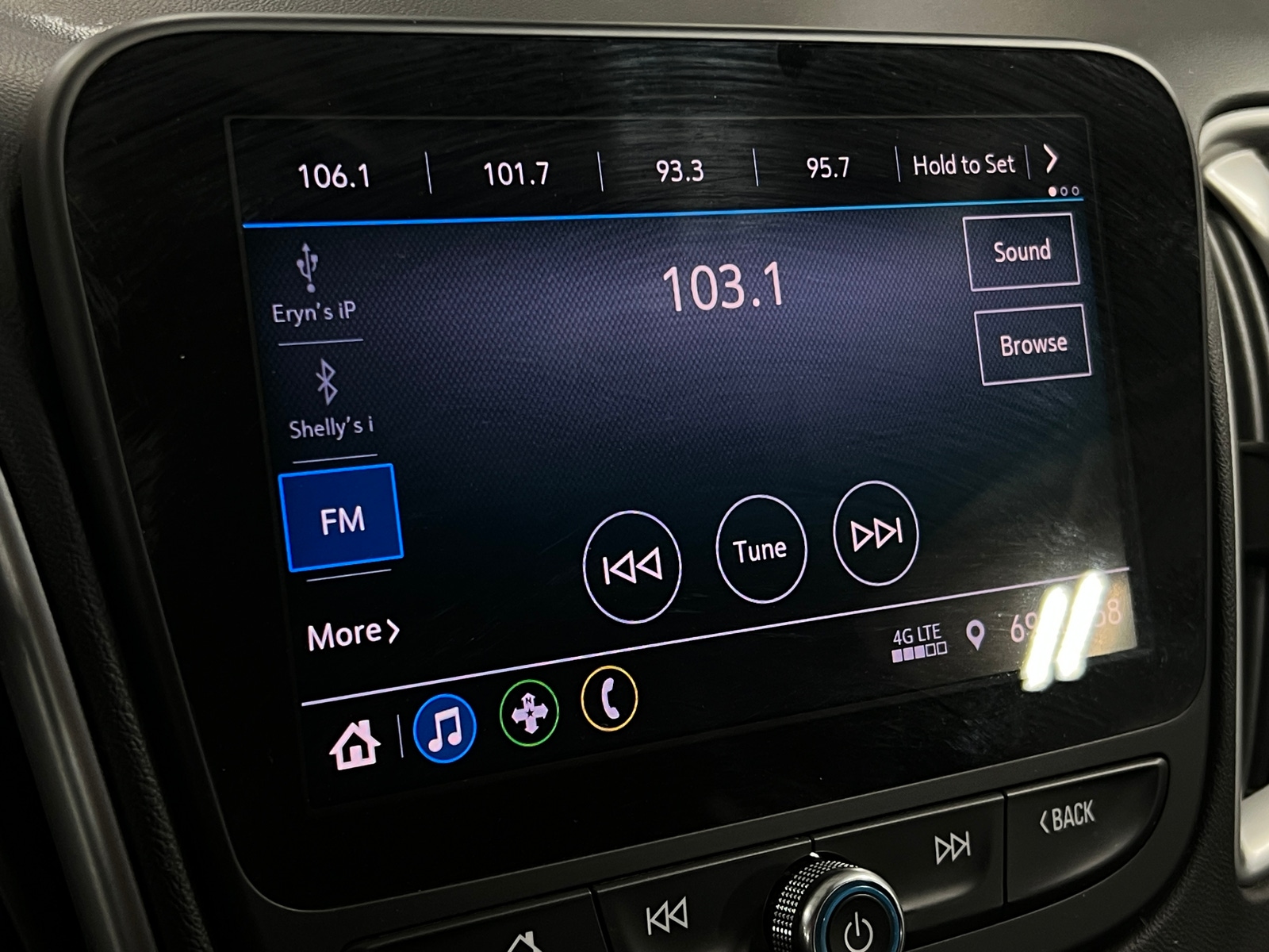 Thumbnail: 2020 Chevrolet Malibu - 4