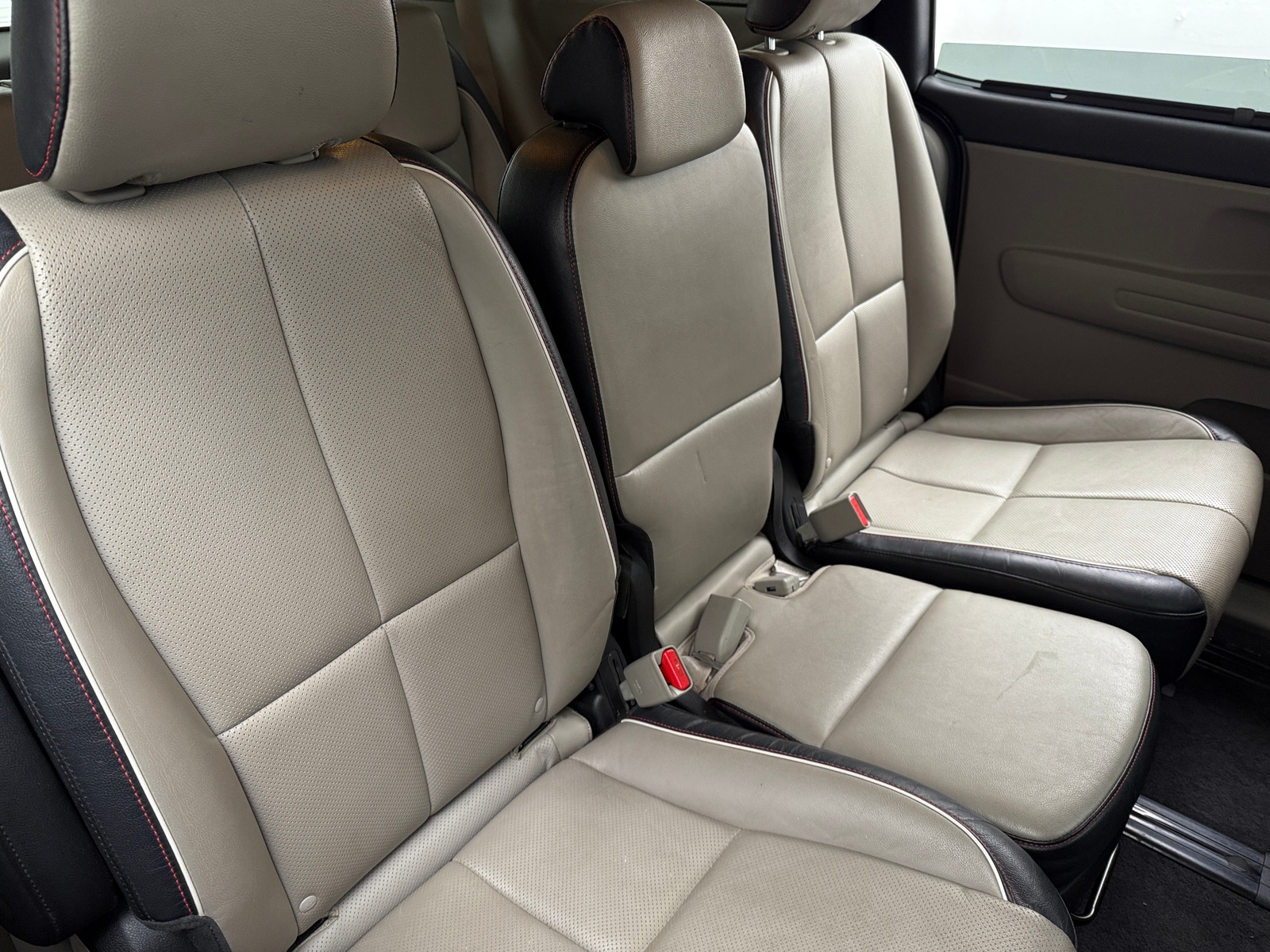 Thumbnail: 2020 Kia Sedona - 5