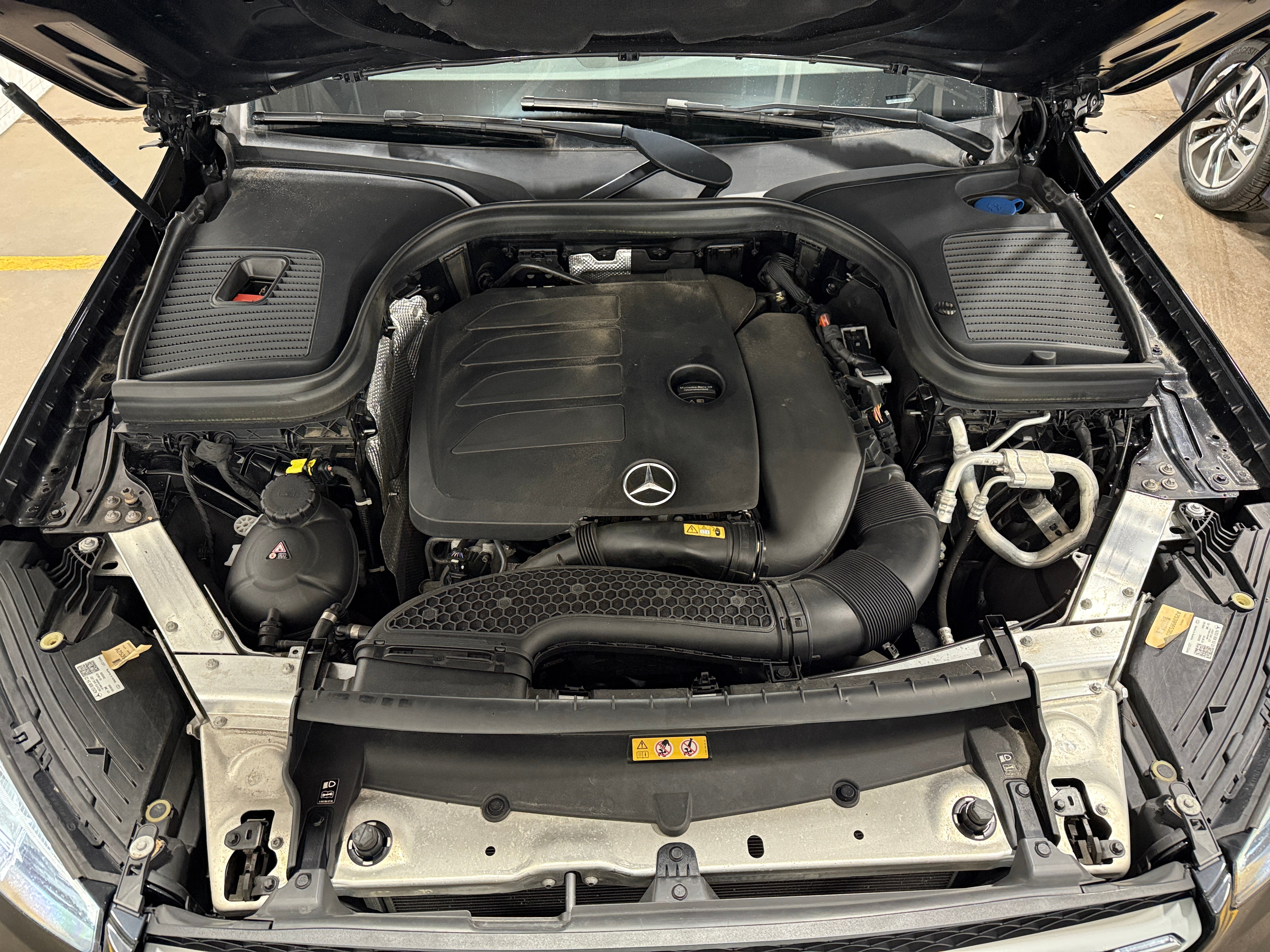 2021 Mercedes-Benz GLC