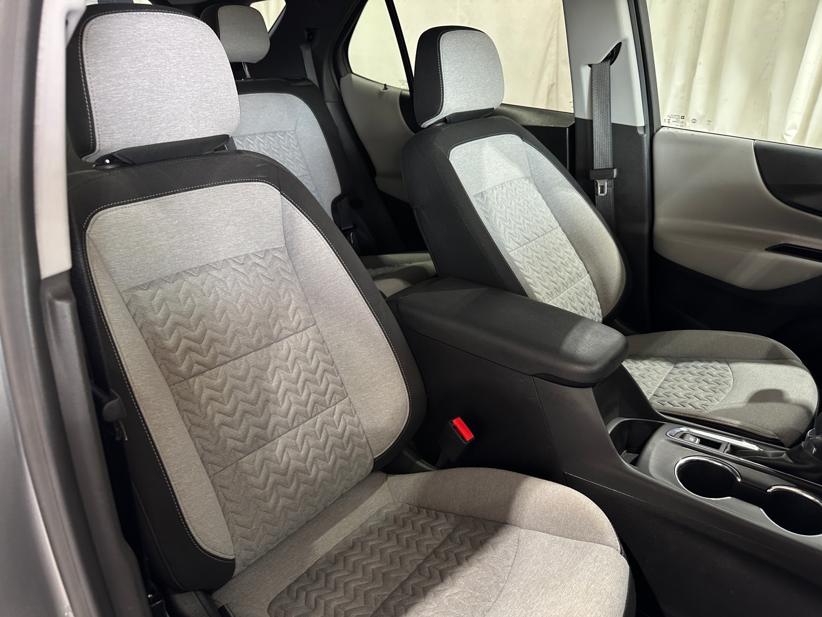 Thumbnail: 2023 Chevrolet Equinox - 2