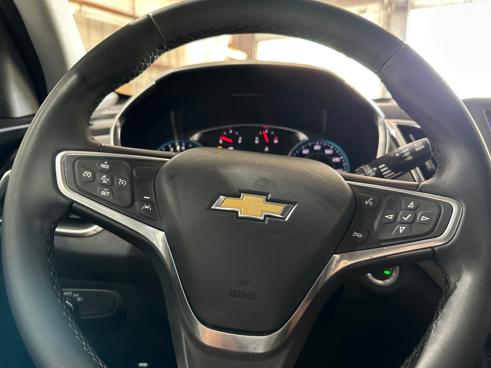 Thumbnail: 2023 Chevrolet Equinox - 5
