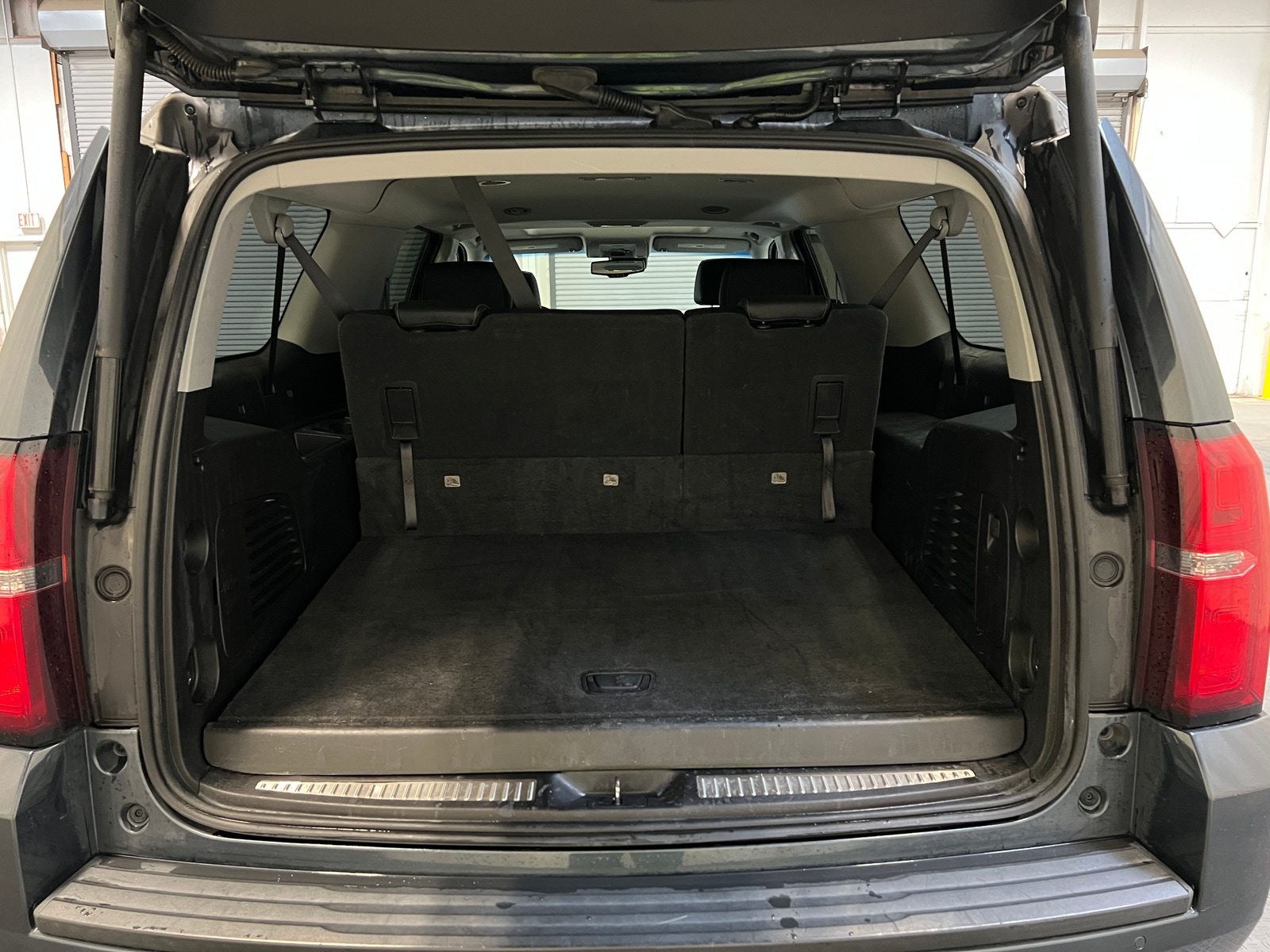 Thumbnail: 2019 Chevrolet Suburban - 6